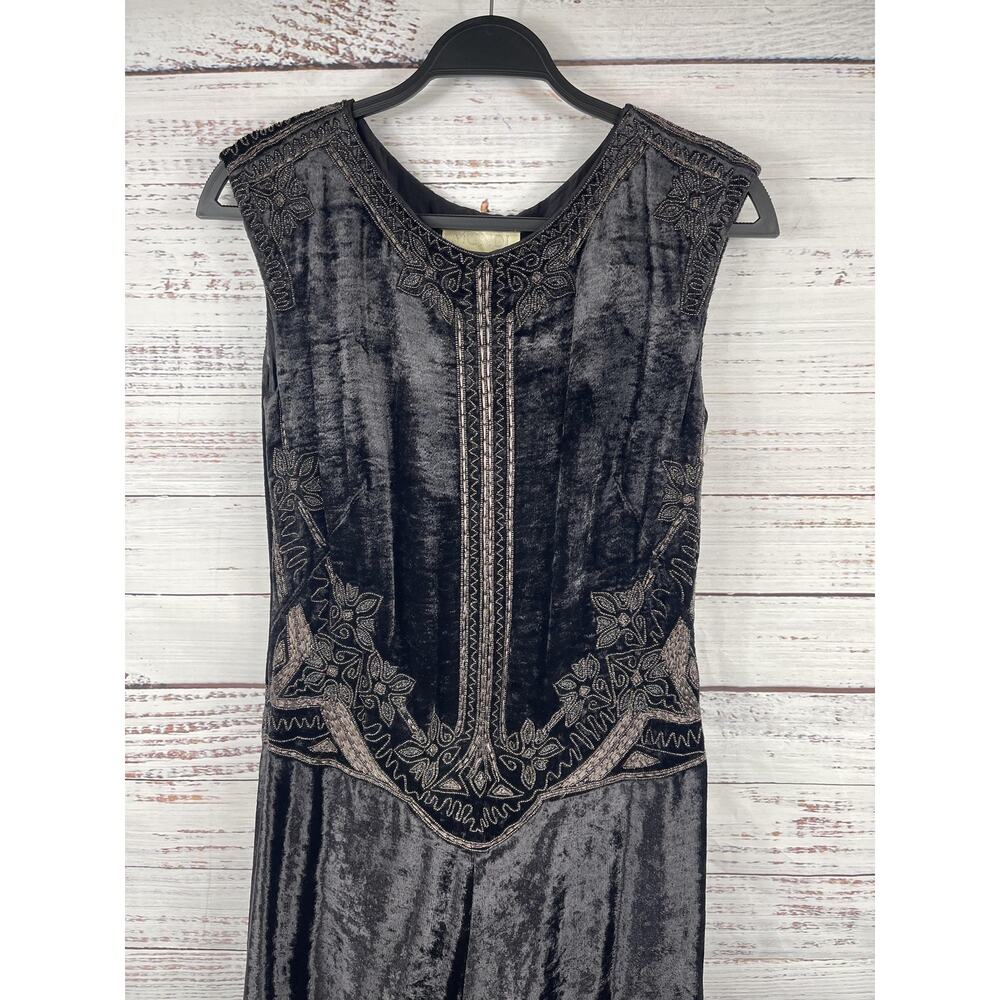 Mondi Dress Women's 38 US SZ 8 Black Beaded Crushed Velvet Sleeveless Maxi Gown - Picture 3 of 10